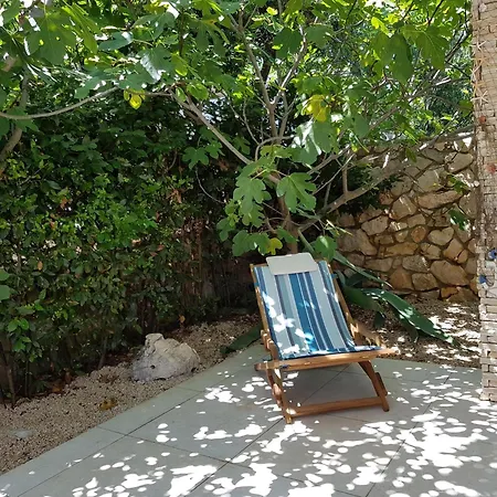 Appartement After Mit Pool In Mandre, Pag *